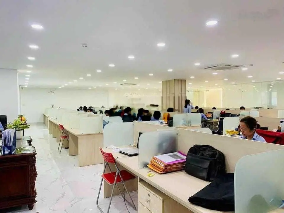 Cho thuê tòa nhà văn phòng mặt tiền Hà Huy, Thạnh Lộc, Giáp Quân 12