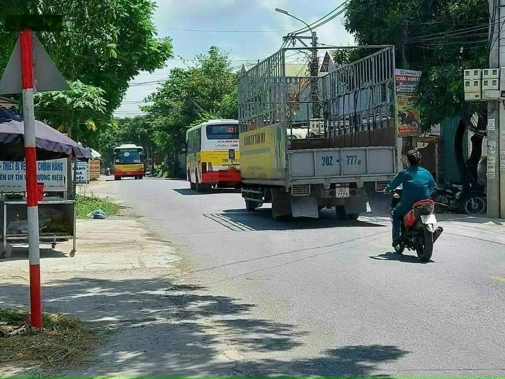 Cần bán lô đất S=154m2 (8x19m) giá đầu tư, nằm trên trục đường chính. Gần chợ, trường học