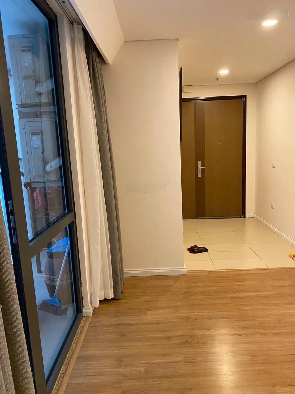Bán nhanh căn hộ Mipec Riverside hơn 80m2, view thoáng, trung tâm Long Biên