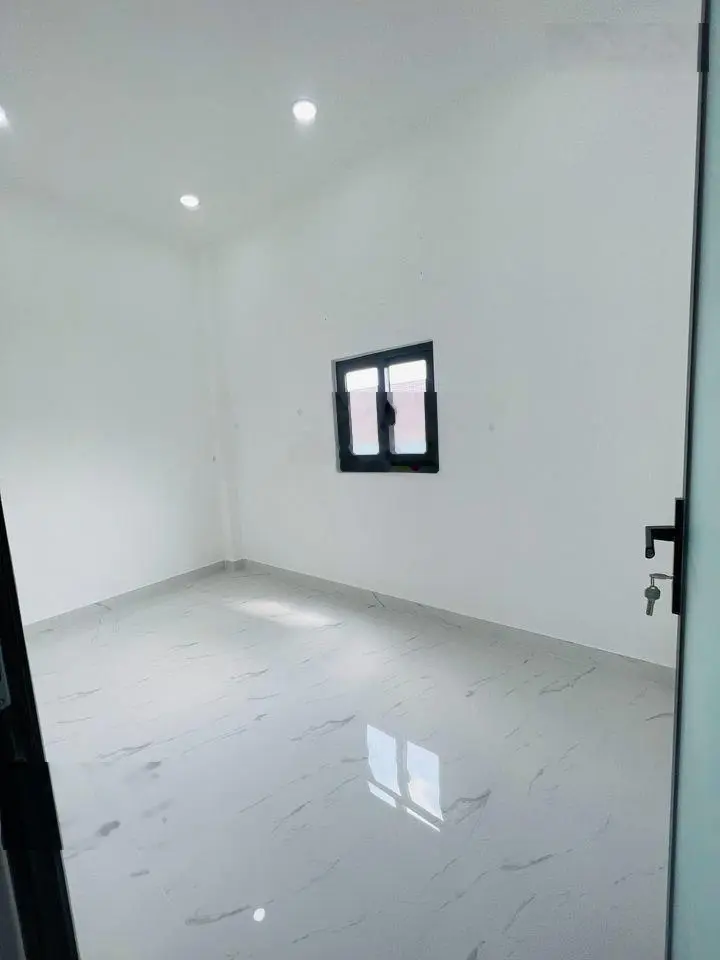 Chuyển nhượng ngay căn nhà 4x15m=60m2 đường Số 6 Bình Tân gần trạm thu phí an lạc, sổ sẵn