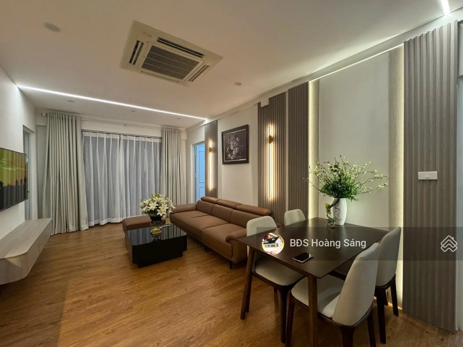 HIẾM - Bán căn 3 ngủ Chung cư 90 Nguyễn Tuân, 90m, gía 6.75 tỷ, tầng đẹp, LH 0936 218 ***