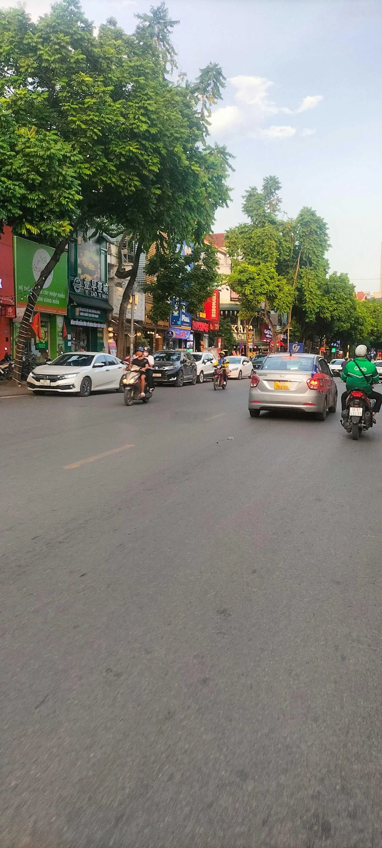 Hoa hậu Nguyễn Trãi, Thanh Xuân Hà Nội 45m 5 tầng giá 5.2tỷ, ô tô qua nhà, 5m ra ô tô tránh