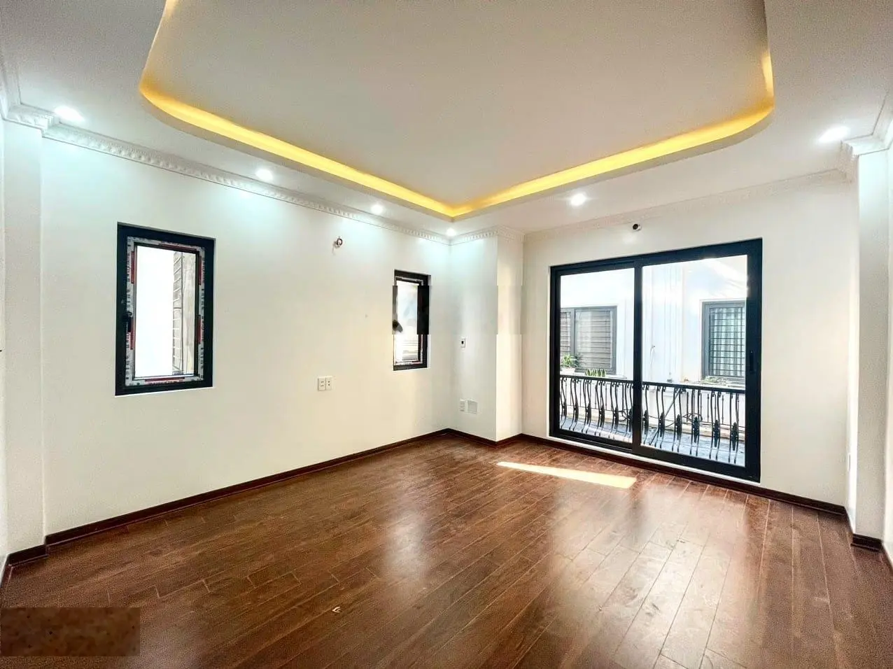 Bán nhà riêng tại phố Cầu Cốc rẻ nhất khu vực: 3,9 tỷ, 24m2, 5 tầng, 3 ngủ đủ công năng