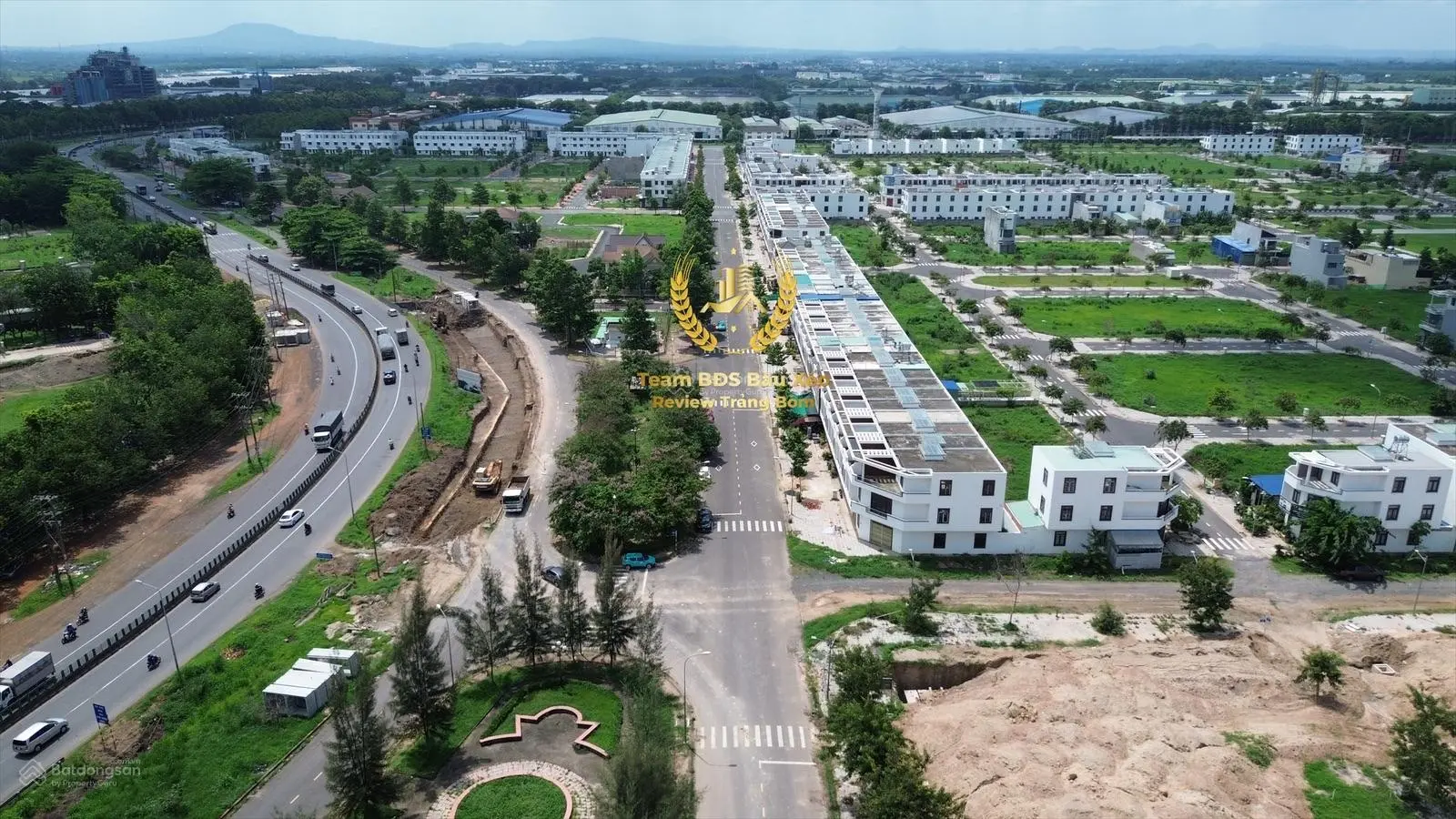 Bán đất đối diện trường học khu đô thị Bàu Xéo giá 1.550 tỷ