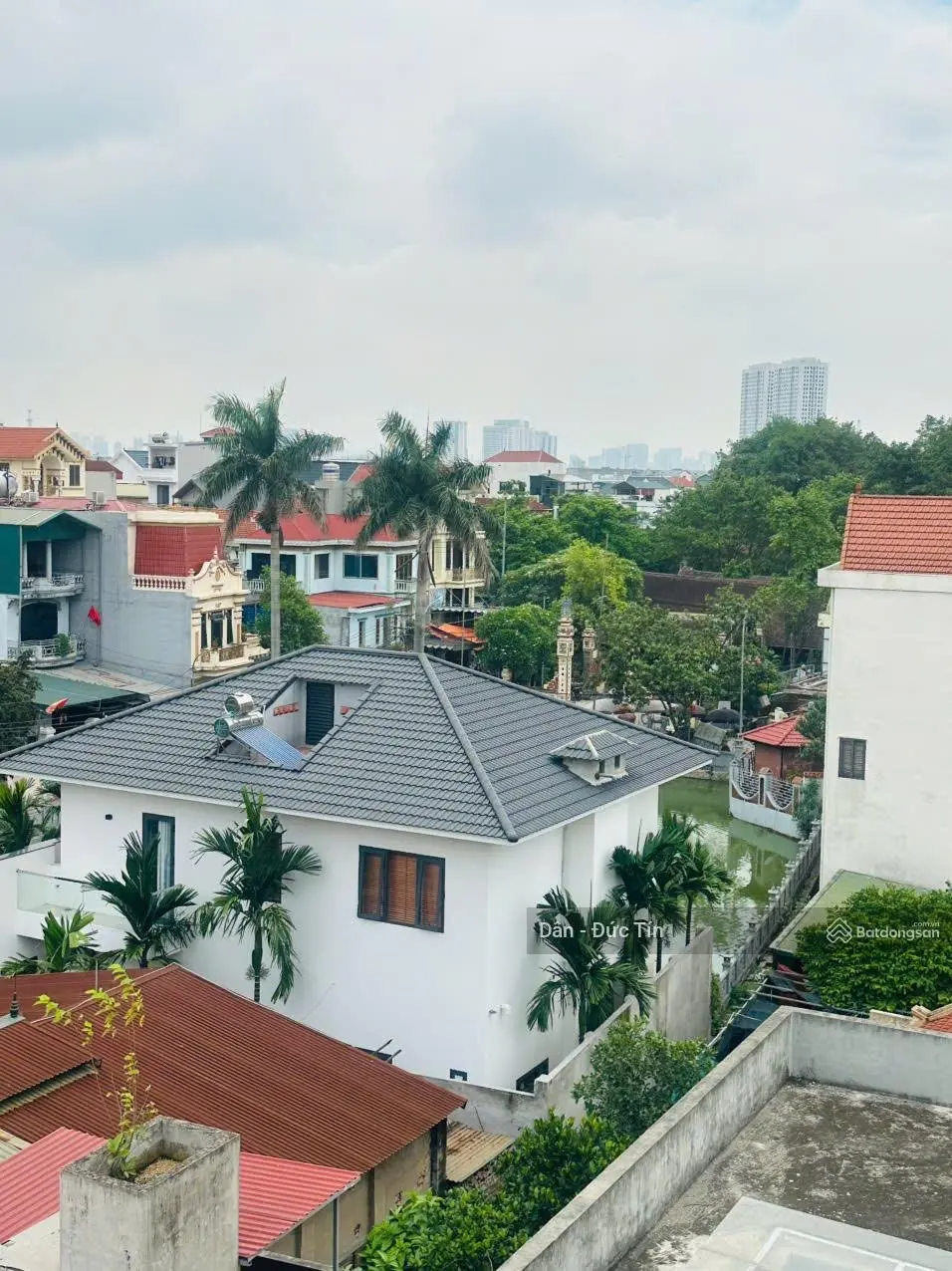 Bán Nhà 5 tầng mới kính cong tại La Phù, Chỉ cần xách va li về ở