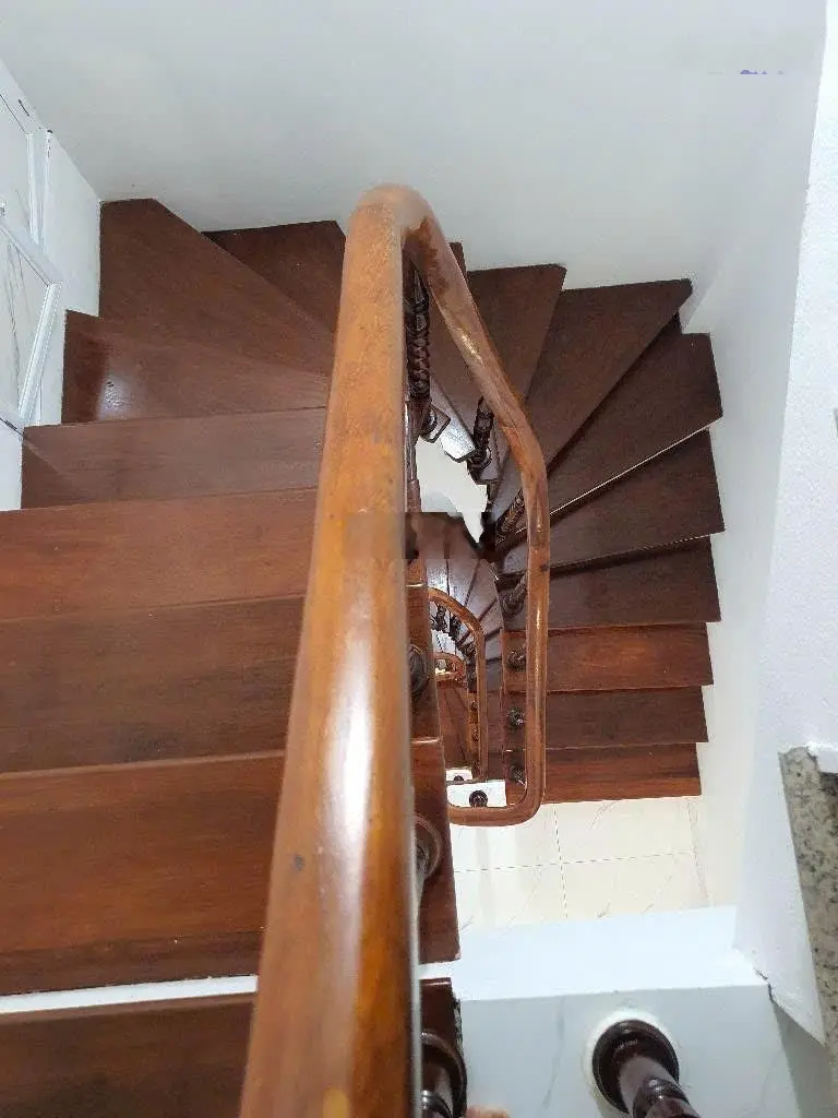 Bán nhà cách mặt phố khâm thiên 10m gần Ô chợ Dừa. Dt 28mx4 tầng. Giá 4.75 tỷ