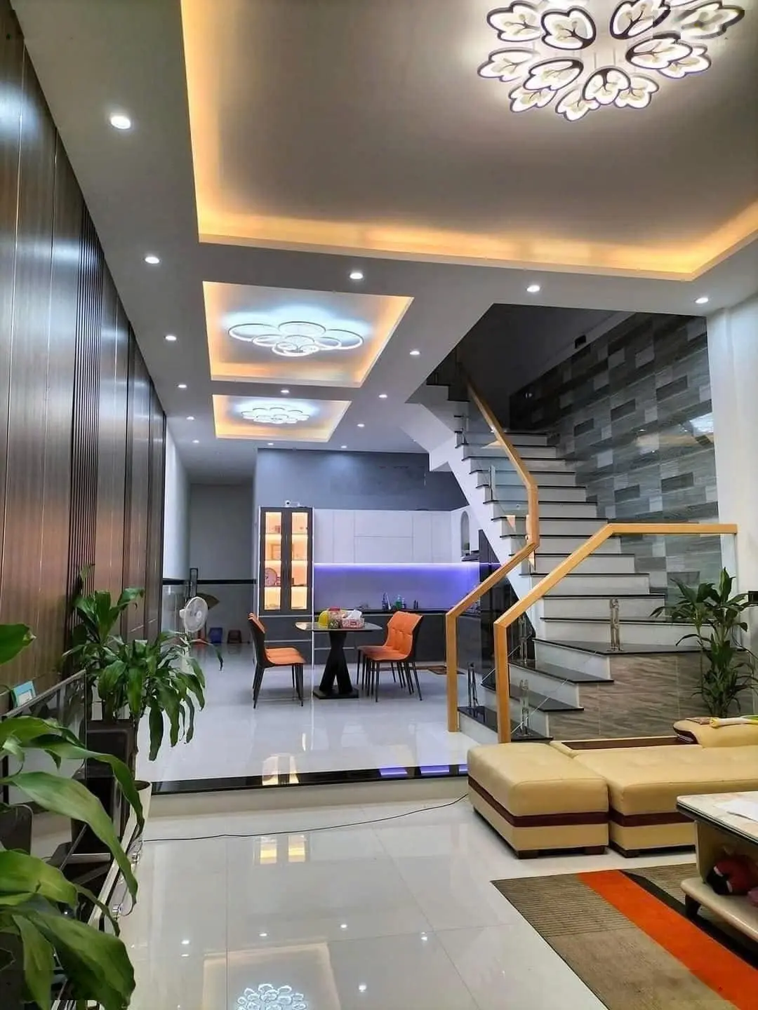 Kẹt tiền bán nhanh nhà Trịnh Như Khuê sát bên ủy ban xã ngay cao tốc Bến Lức - Long Thành 1 tỷ 234