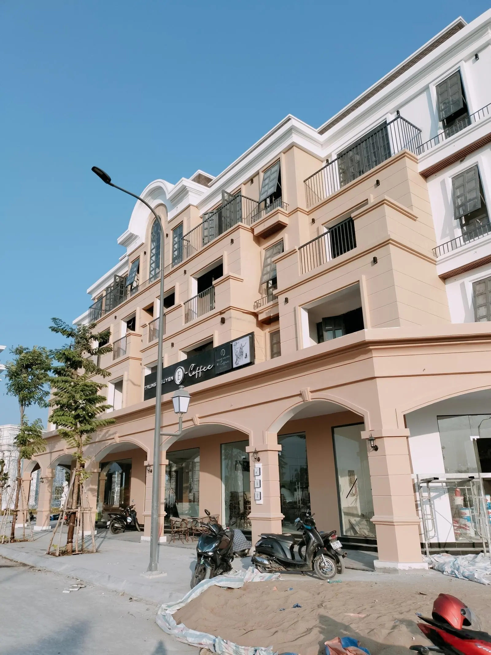 Shophouse trung tâm hành chính nền 108m2 ngang 6m giá chỉ 1,9 tỷ