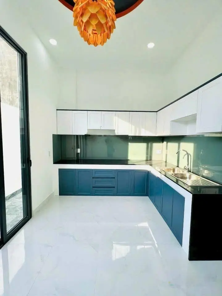 Nhà sổ sẵn ngay vincom plaza, giá chỉ từ 1.95 tỷ, 3pn-3wc, trường thọ, thủ đức, sổ sẵn, đủ tiện ích