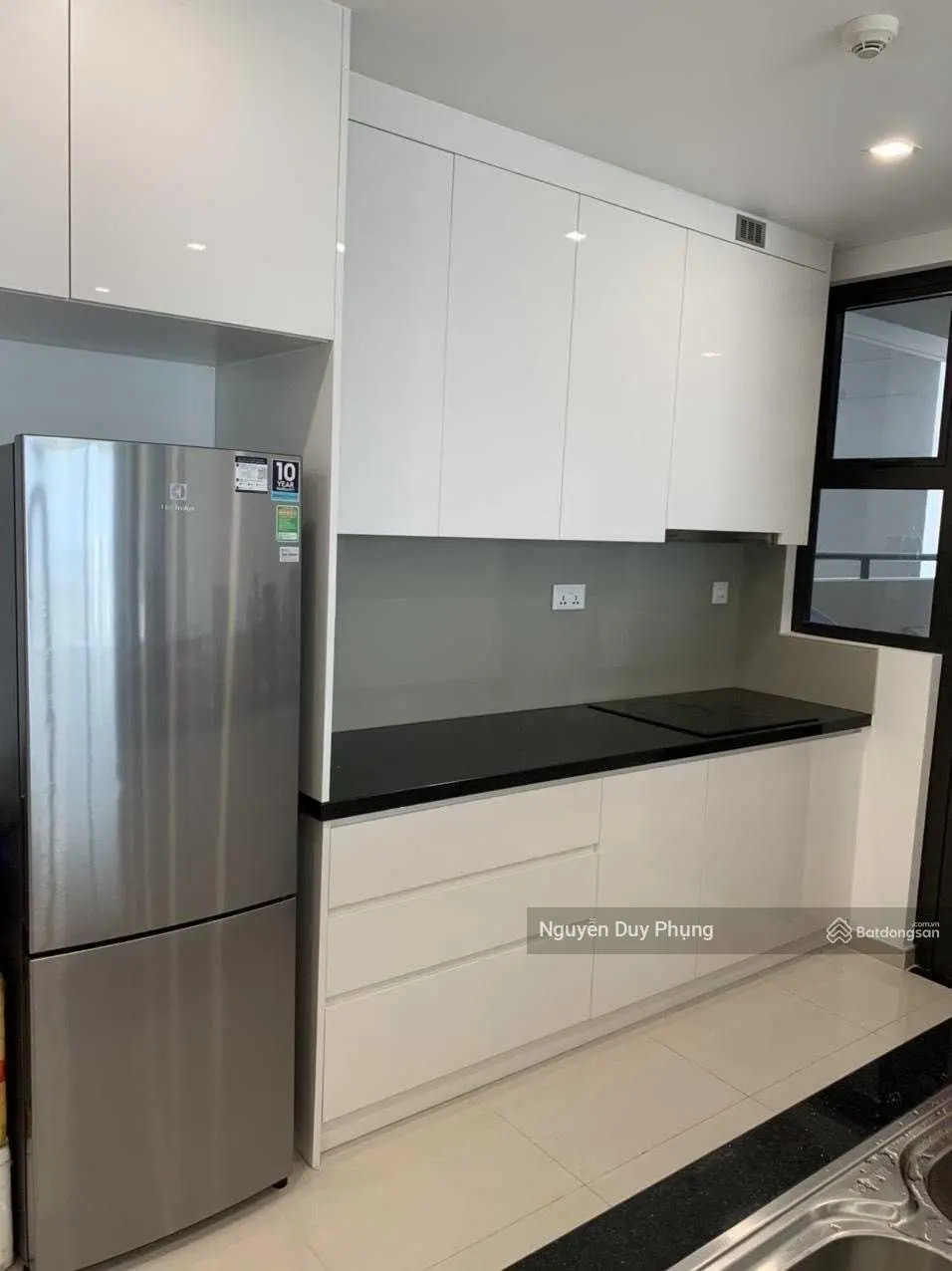 Cần bán 5 Căn hộ The View, diện tích 105m2, 2PN-2WC, nội thất cơ bản, tầng cao, view sông Sài Gòn.
