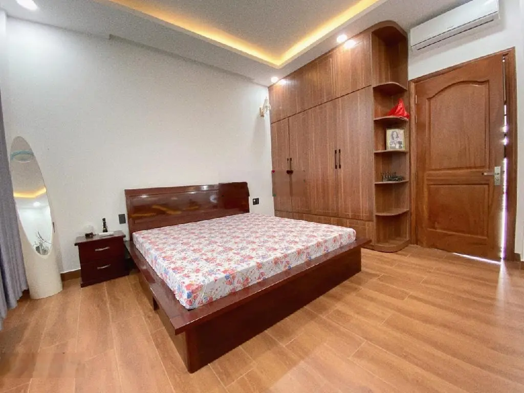 Nhà mới đón tết 4 tầng 110m2 (5x22) 2 mặt hẻm xe tải Phạm Văn Bạch thông Tân Sơn 13,5tỷ còn TL