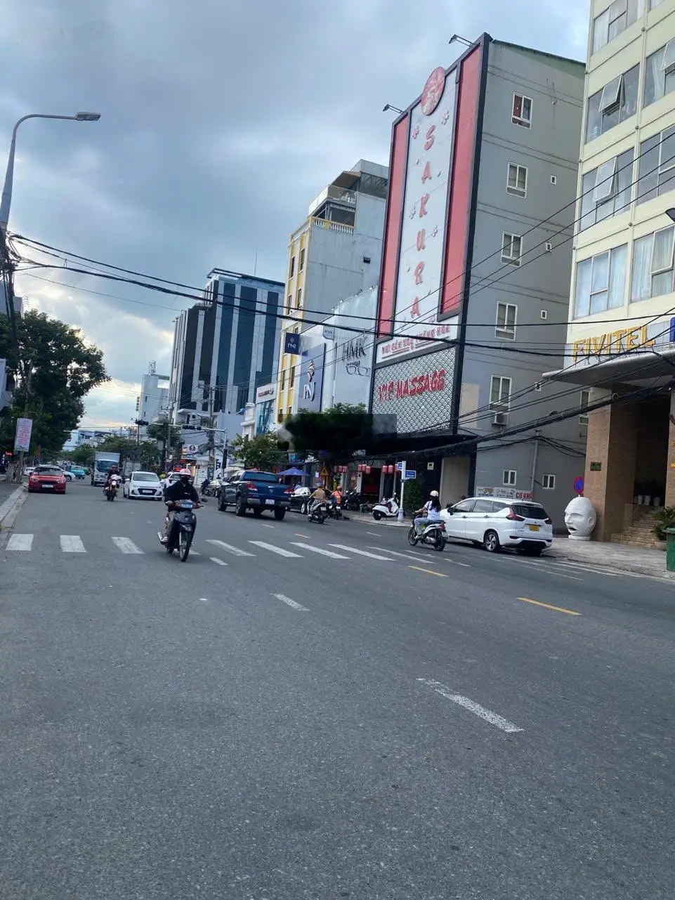 BÁN ĐẤT TẶNG NHÀ 2 TẦNG 100M2 MẶT TIỀN 5M NỞ HẬU ĐƯỜNG NGUYỄN VĂN THOẠI SÁT BIỂN MỸ KHÊ CHỈ 21,X TỶ
