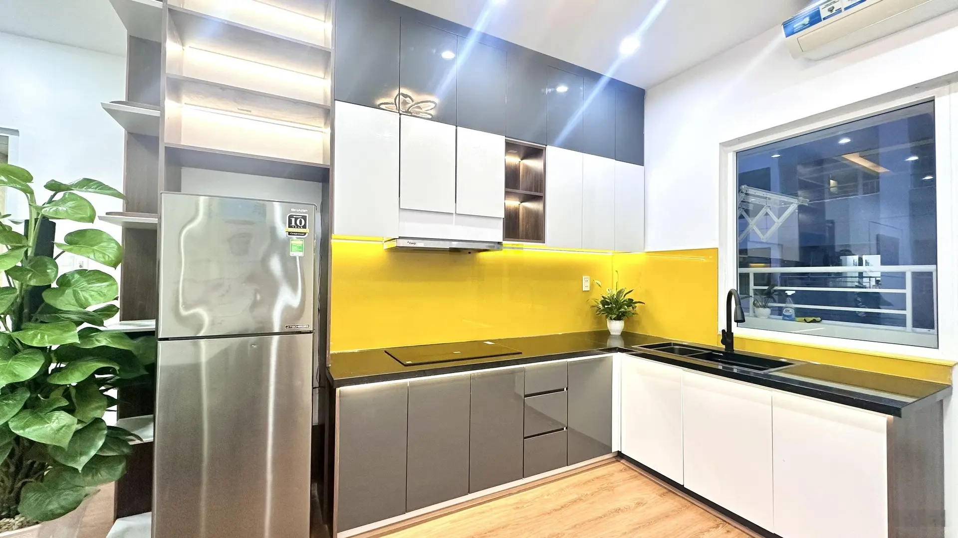 Hạ giá bán nhanh 1 tỷ 620, căn hộ Mường Thanh Viễn Triều đầy đủ nội thất phù hợp KH dành cho cha mẹ