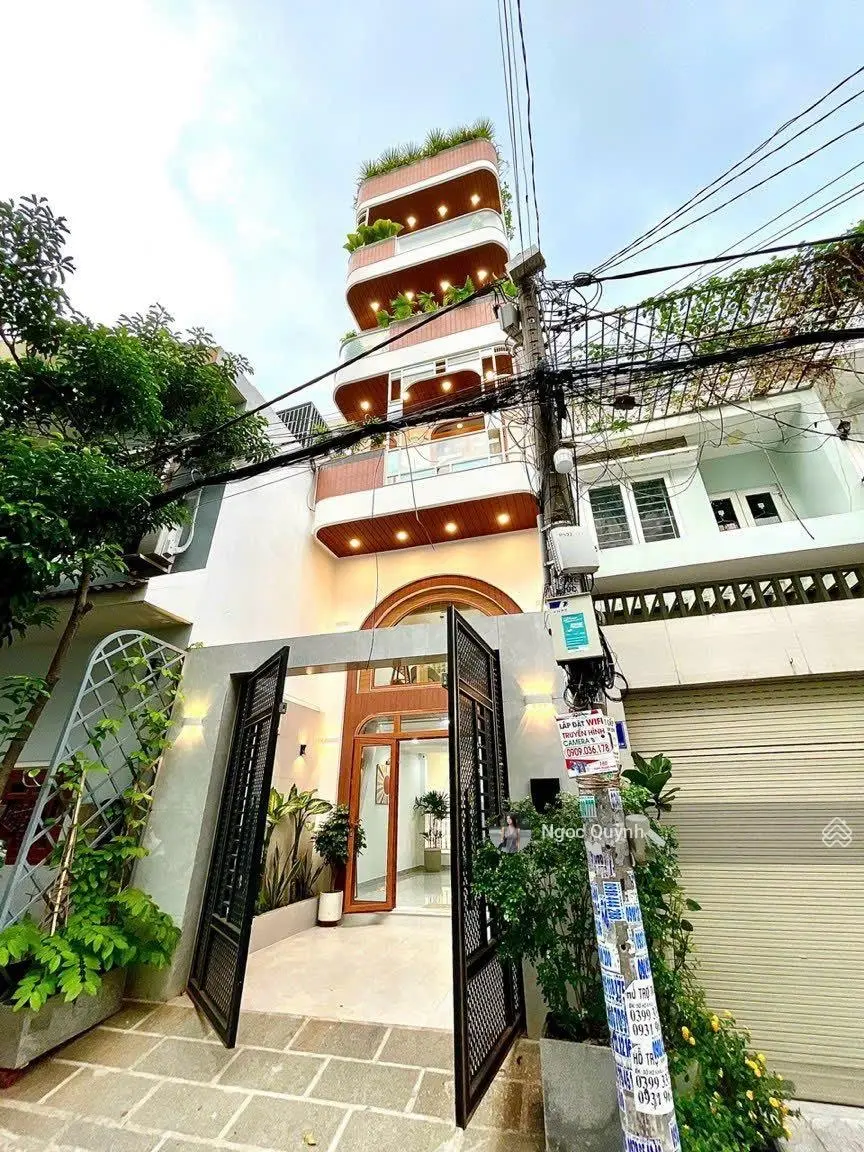 Bán căn hộ dịch vụ 72m2 Đặng Văn Ngữ P10 Phú Nhuận, giá 7 tỷ 500 sổ riêng. LH 0902631003 Quỳnh