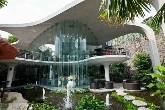 Chính chủ bán nhà 2 mặt tiền Quốc Hương, P. Thảo Điền, Q2, (12x33m) GPXD: Hầm 7 tầng. Giá 90.2tỷ