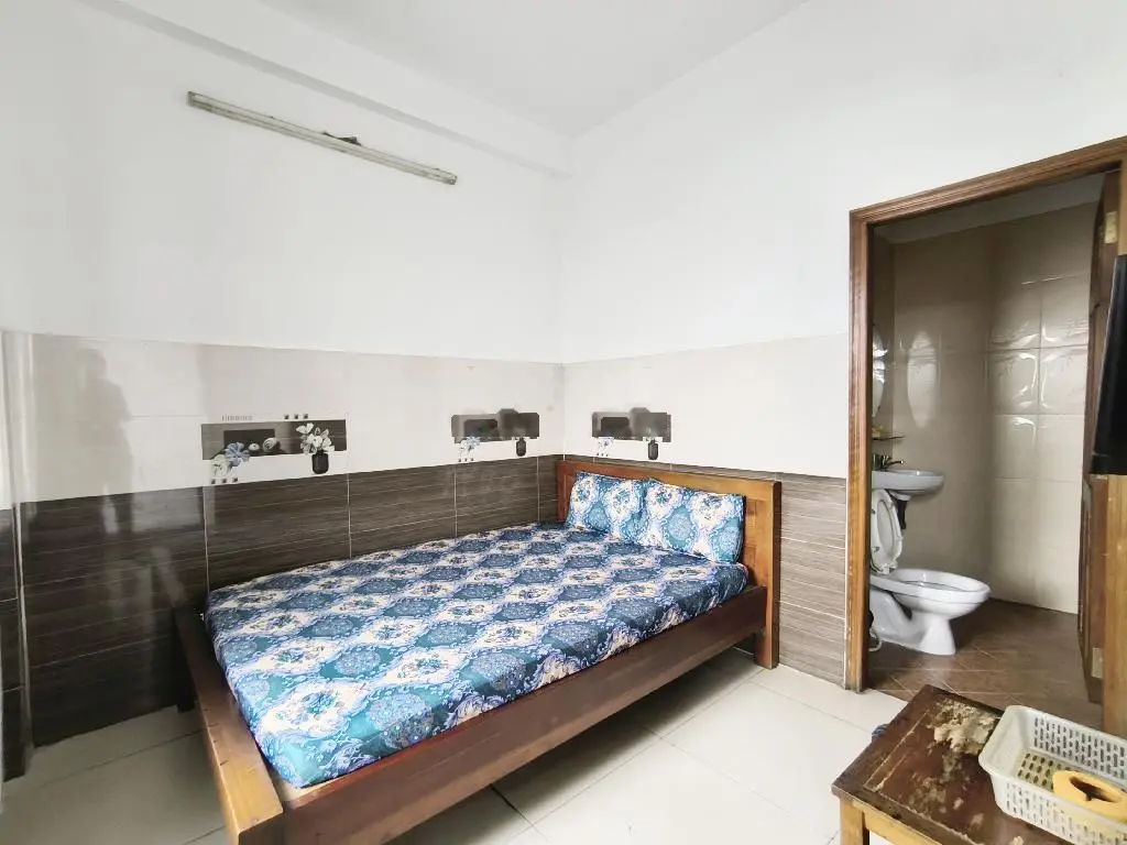 Nhà 3 Tầng Bê tông, Ngang hơn 7m, Đường rộng 3m khang trang, Cách Sunrise chỉ 300m, Hơn 5 tỷ
