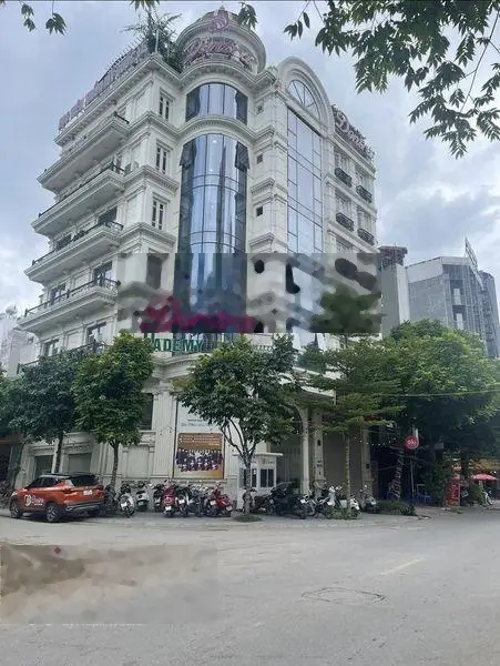 Giảm 8 tỷ! Chính chủ cần bán căn góc tòa nhà 216m2, 6tầng, MT 20m, KD, giá 5x tỷ. LH: 0845 330 ***