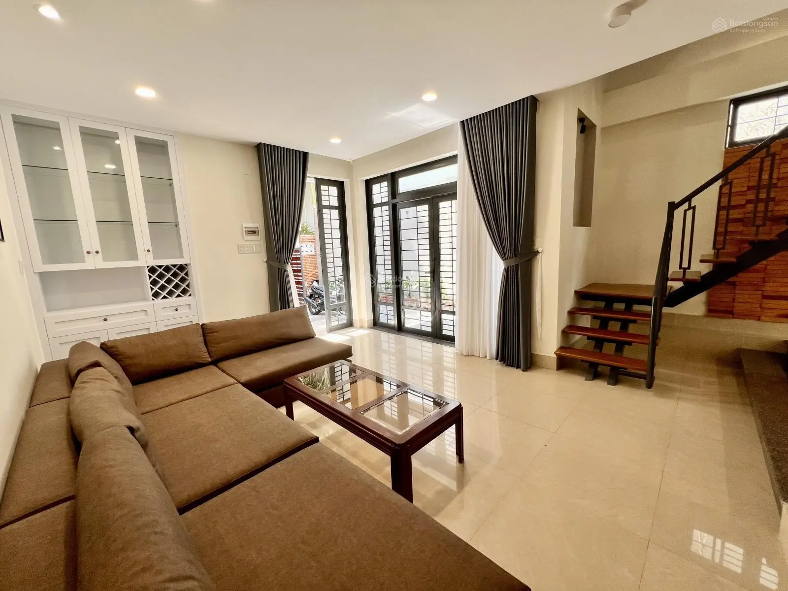 Bá.n nhà 3 tầng đường Củ Chi, P. Vĩnh Hải, Nha Trang.