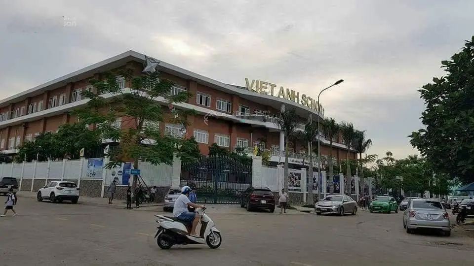 Bán nhanh lô đất trong trung tâm hành chính TP Dĩ An, Bình Dương. Giá cực tốt
