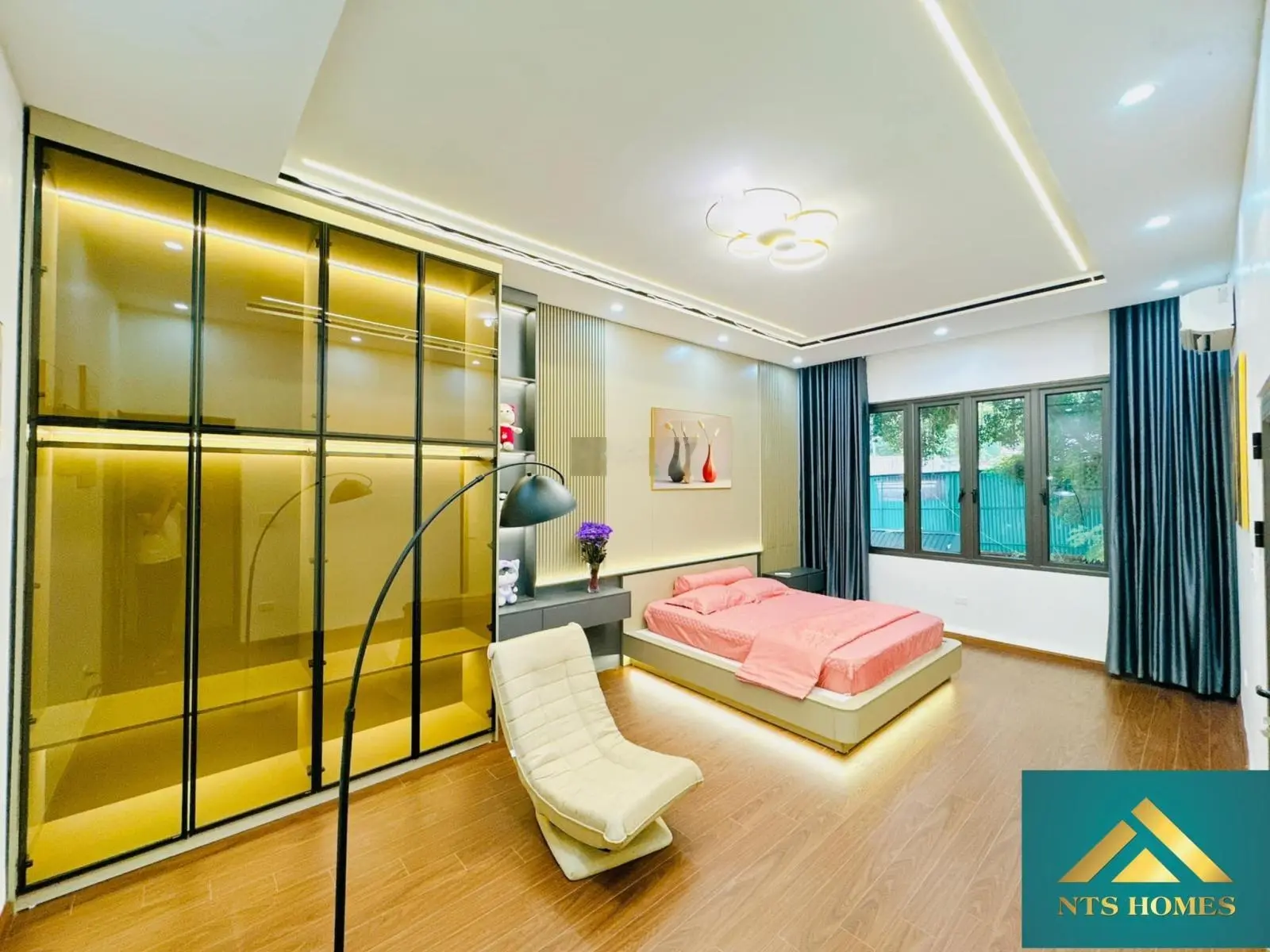 Bán nhà Tây Mỗ - lô góc - ô tô - 30m2 - 4.55 tỷ - 5 tầng - tiện ích vinhome