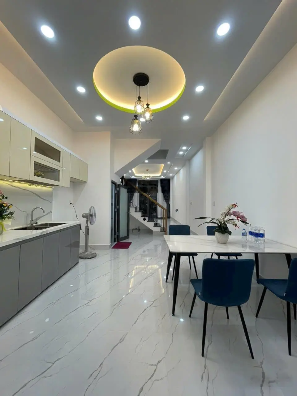 Bán nhà HXH 8m có lề láng nhựa sạch đẹp 4 tầng DT: 55m2 3PN 3wc Trương Văn Thành, Hiệp Phú, Q9