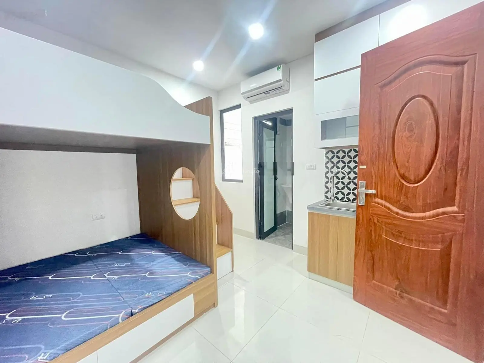 Nhà 7 tầng - 86m2 - MT 5m - Thang máy - Ngõ thông - Ô tô - 17 phòng - Xuân La, Tây Hồ. Nhỉnh 15 tỷ