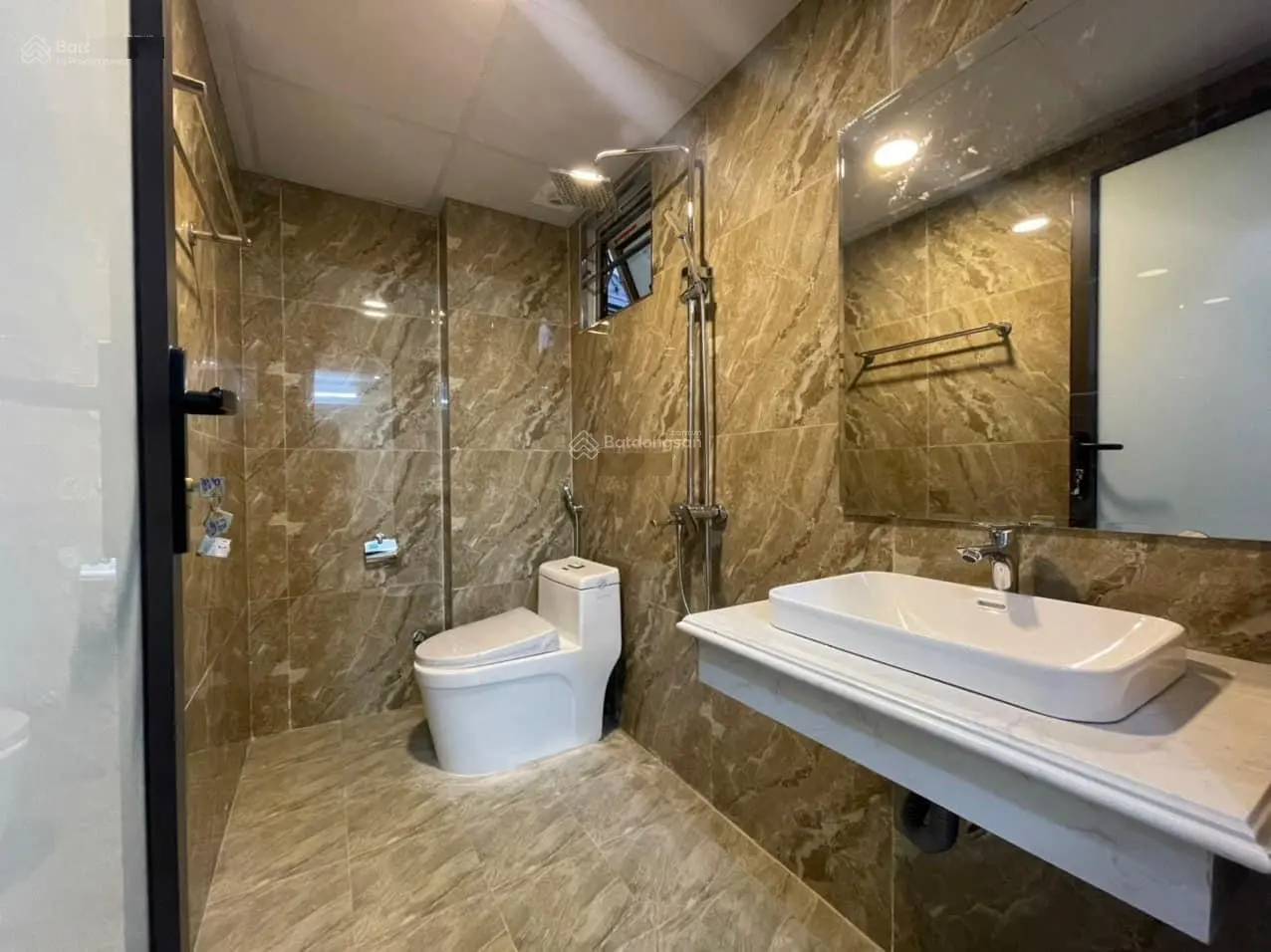 Bán nhà phố Kẻ Vẽ Đông Ngạc 35m2 5 tầng, ô tô cách nhà 50m - 4.8 tỷ
