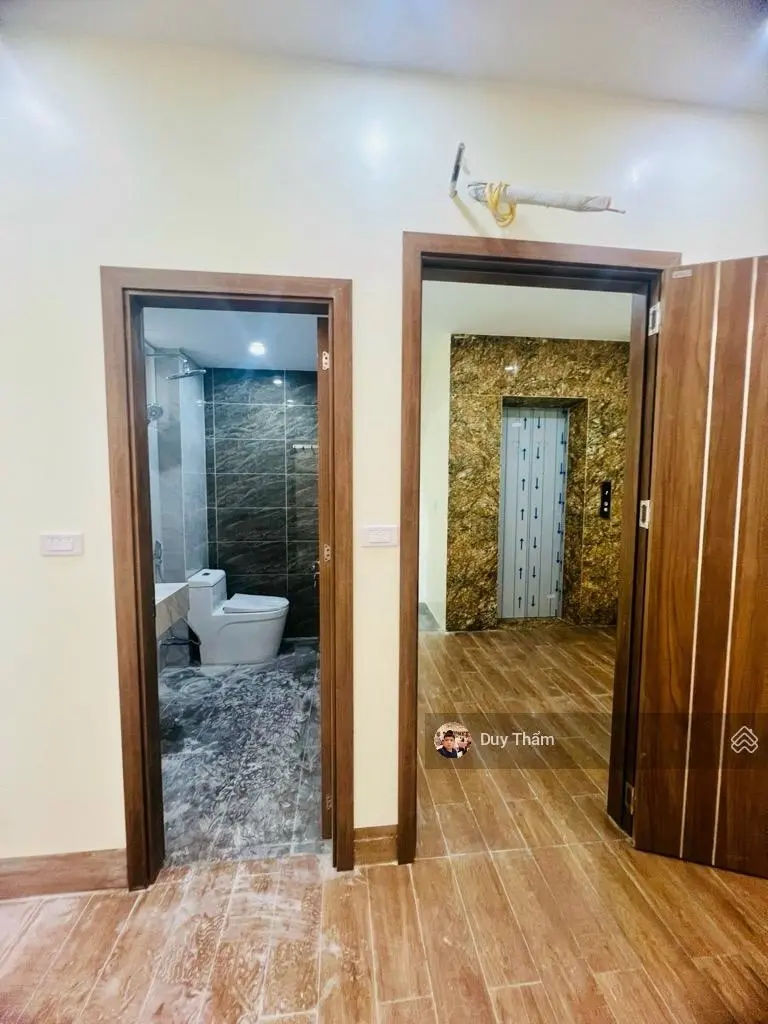Bán nhà 5 tầng | thang máy | ô tô vào nhà | 43m | giá 6.35 tỷ