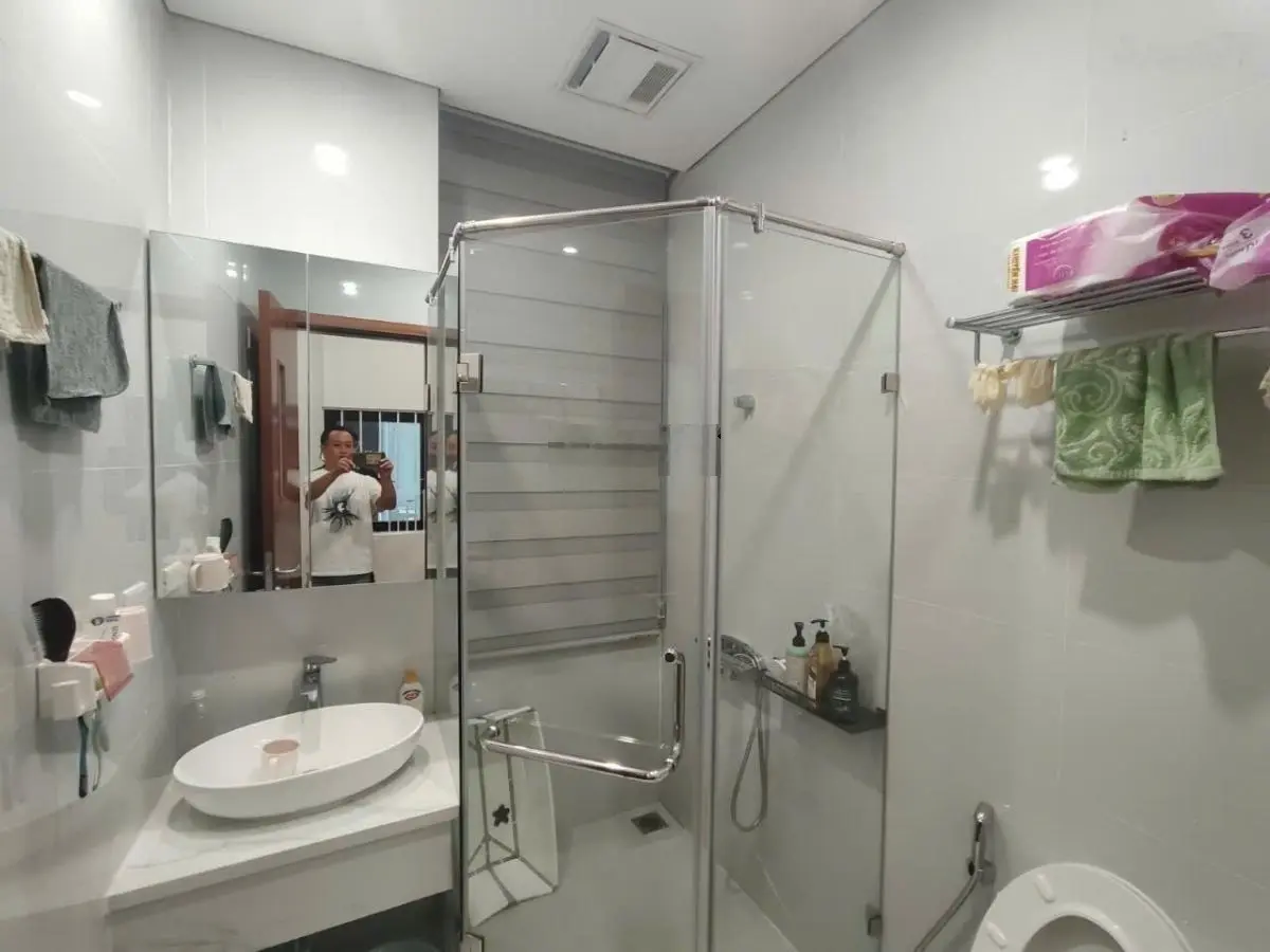 Bán nhà phố Thái Thịnh Đống Đa KD đỉnh ô tô vào tận cửa, full nội thất 75m2x5T 6m MT 11.5 tỷ