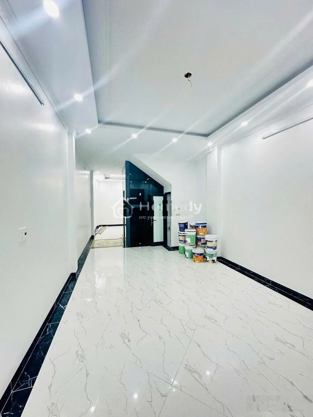 Siêu phẩm nhà mới Cầu giấy Thang máy - 2 mặt thoáng - full nội thất . LH Em Hương 0966711386