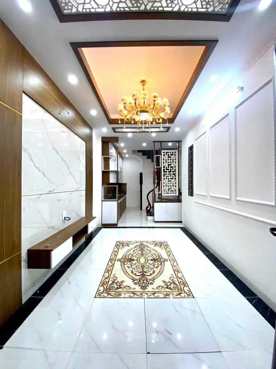 3 căn 5 tầng ảnh thật đường thông ôtô đỗ cửa chỉ hơn 4 tỷ ngay trạm bơm gần kđt Đô Nghĩa 0945134705