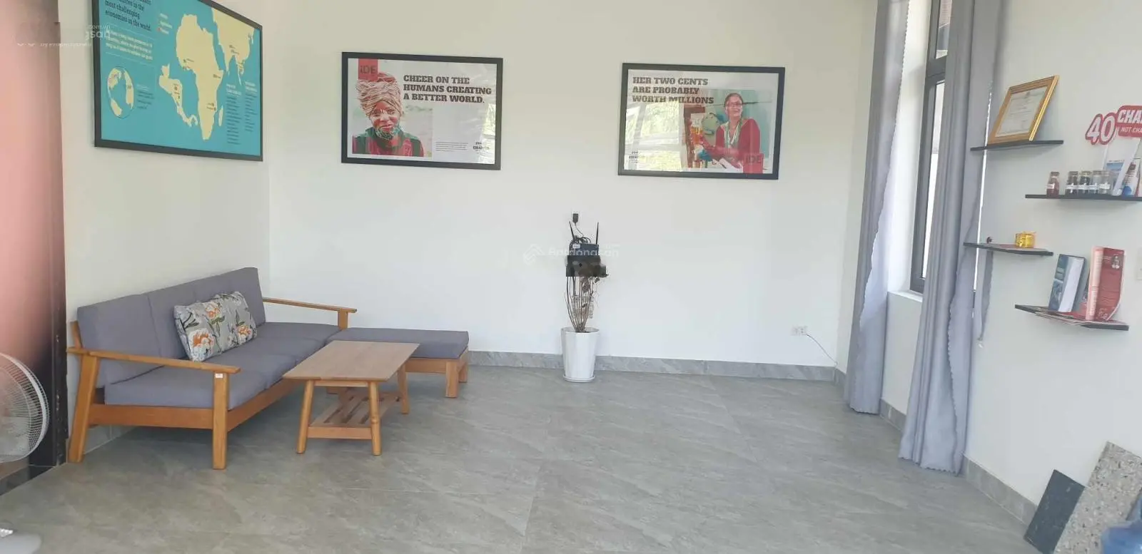 Cc bán đất tặng nhà biệt thự 2.5 tầng.đường nguyễn thị sáu. diện tích 300 m2. giá 10.5 tỷ