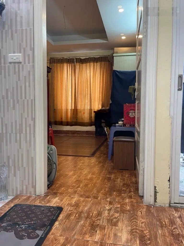 Bán nhà phố Ái Mộ,Bồ Đề,LB. 6 tầng 35m ô tô vào nhà. 7,59 tỷ