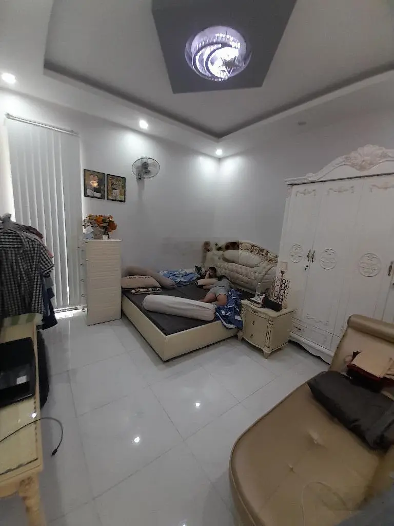 Giảm gấp 1 tỷ. bán nhà đẹp 4 tầng, tdt 272m2, đường xe hơi hoàng minh đạo, quận 8