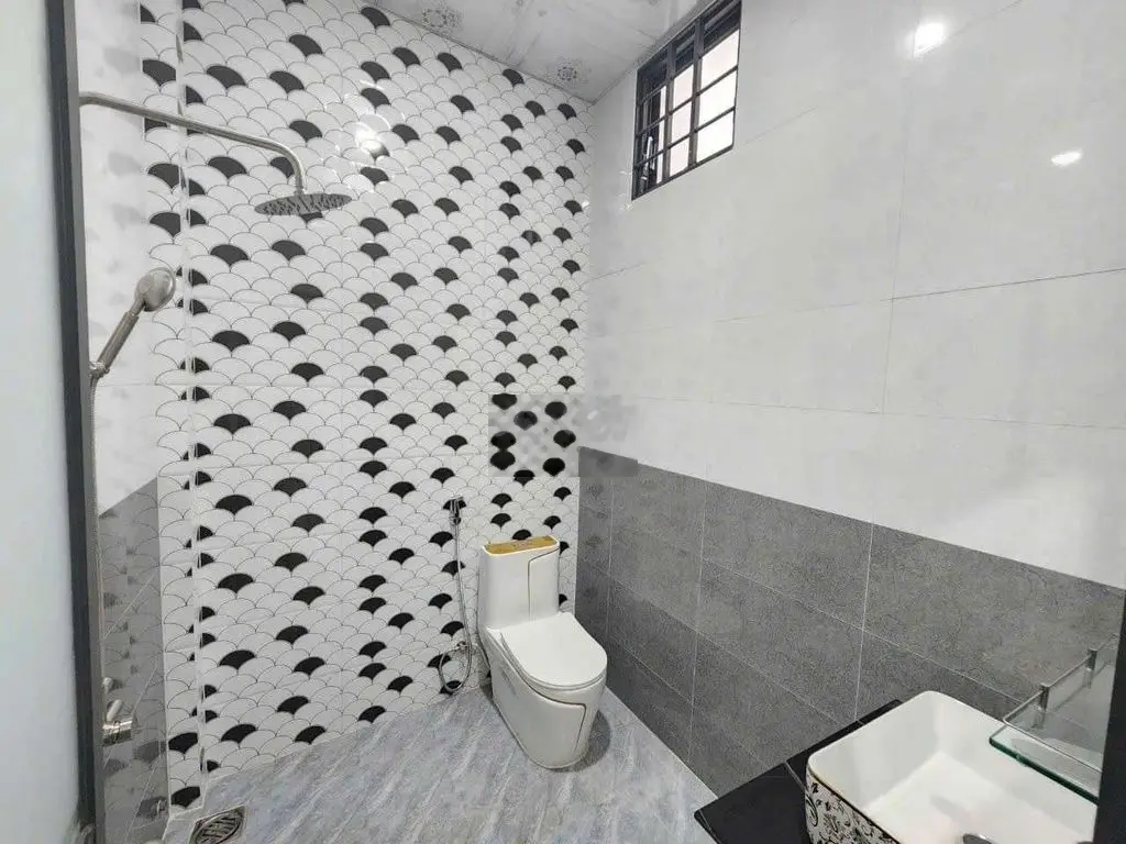 Nhà mới xây mặt tiền lộ nhựa Thị Trấn Châu Thành