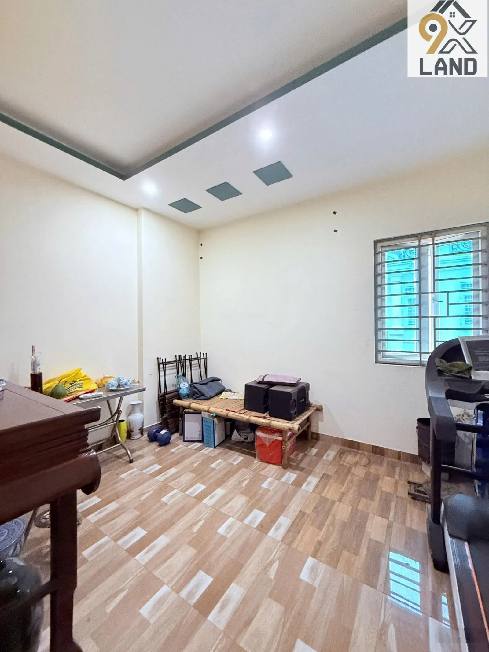 Bán gấp nhà 3 tầng - xây kiên cố - gần hoàng diệu 2 - đường 7m - khu dân cư an ninh - sổ hồng riêng