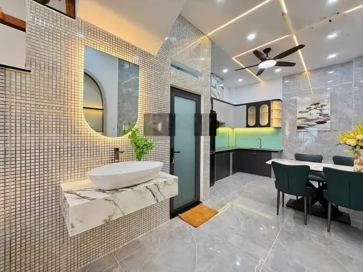 Hot!Nhà đẹp giá siêu rẻ tọa lạc ngay đường số 120,Tân Phú,quận 9.Phía sau công viên Suối Tiên