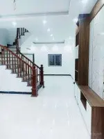 Cần bán nhà đẹp Tam Hiệp, Huỳnh Cung xây mới, gần cầu Dậu 40m2 5 tầng giá nhỉnh 2.9 tỷ