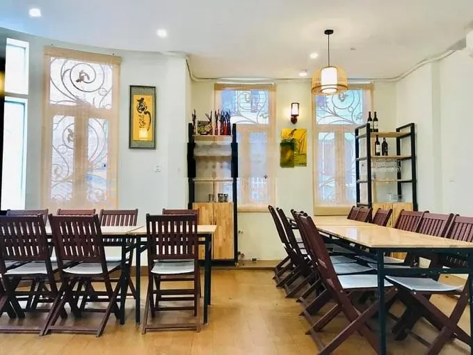 Bán nhà hẻm 10m, Bàn Cờ, P3, Q3, 90m2, 7 tầng, ngang 9m. Nhà đẹp, cho thuê tốt