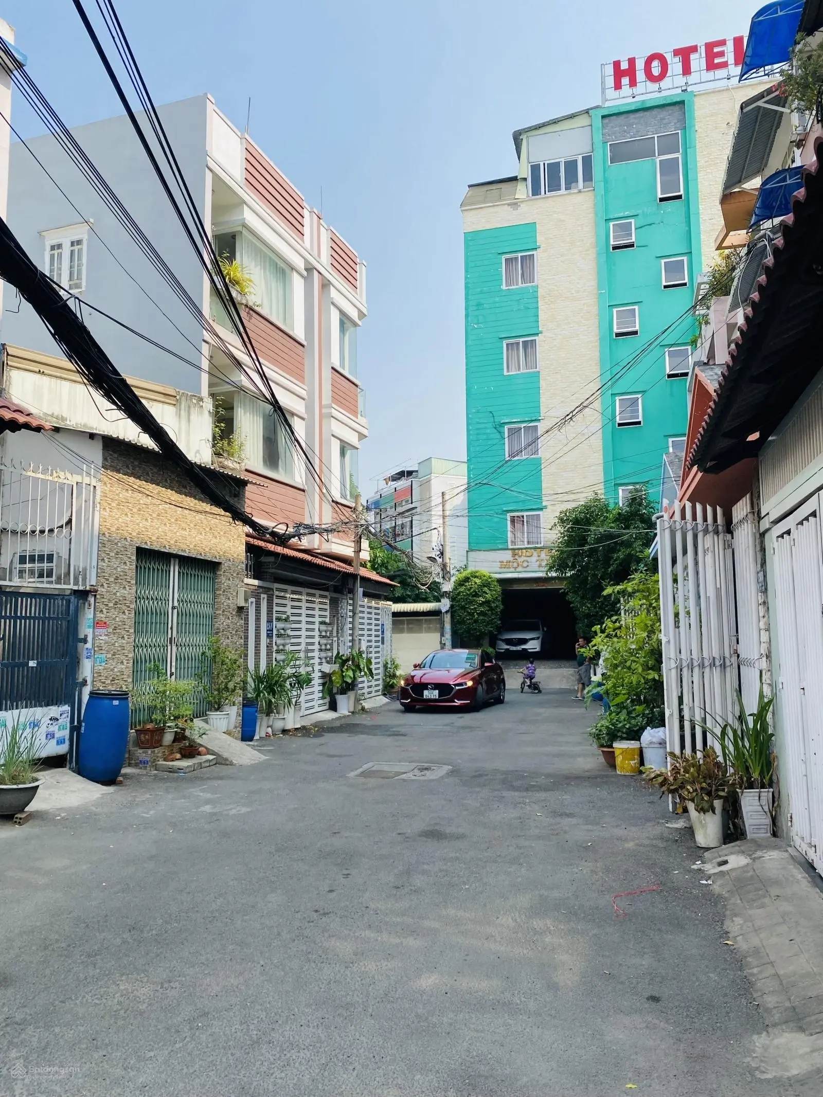 Bán 200 m2 đất + 2 căn nhà lầu + 8 phòng trọ cao cấp gần đường 9 & 8 Linh Trung TP Thủ Đức giá 13ỷ