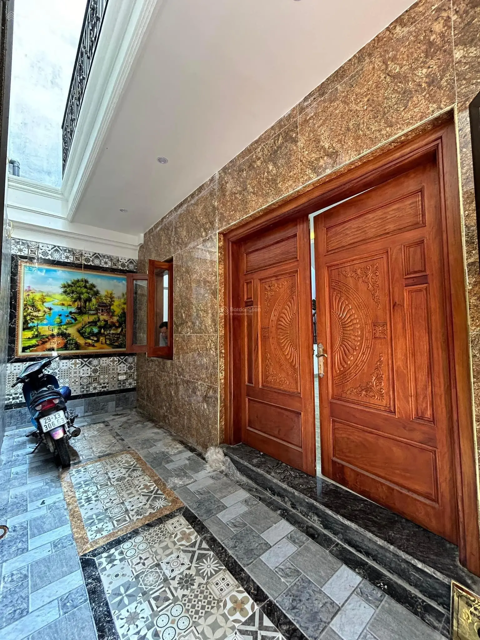 Đây rồi! Nhà Lạc Long Quân, Tây Hồ, 45m2, 5Tầng - Nhà mới đẹp, ô tô, ngõ thông gần phố. Nhỉnh 6 Tỷ.