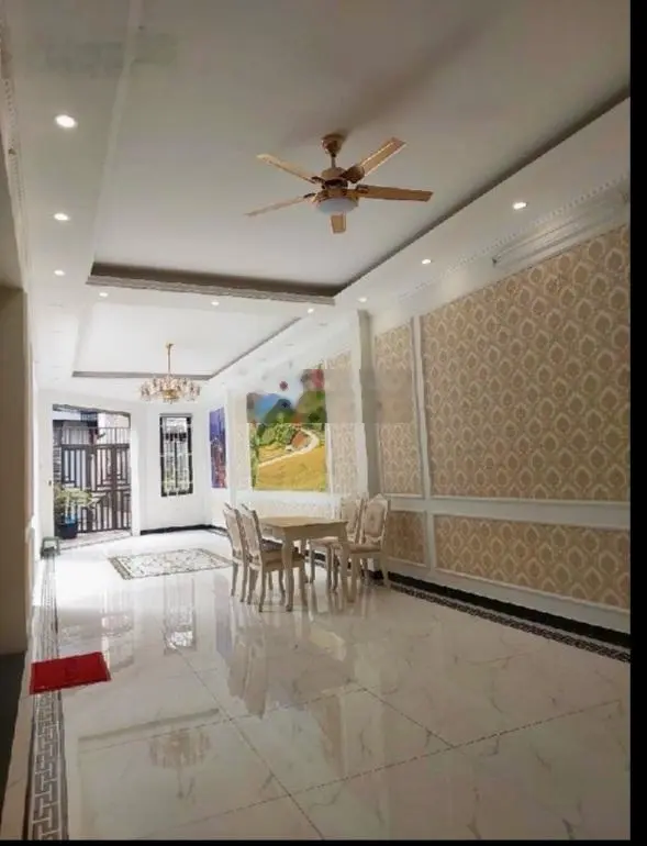 80m2/5t/5mt/12.5 tỷ / ngô gia tự / ô tô chánh/ lô góc kinh doanh/ thang máy