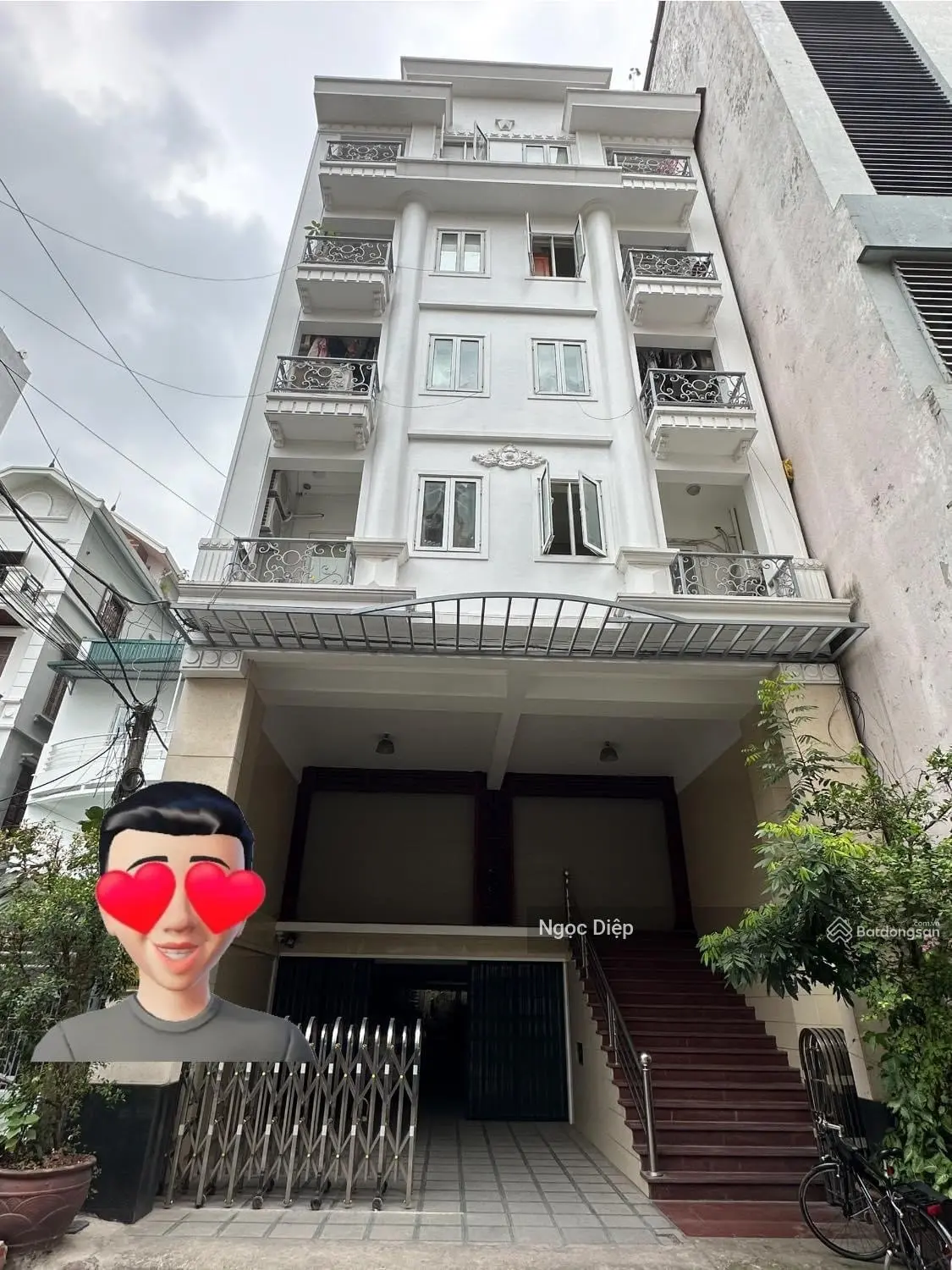 Bán toà buiding bom tấn phố Hoàng Hoa Thám, Ba Đình 295m2 - 8.3m MT - 80tỷ 0945 453 ***