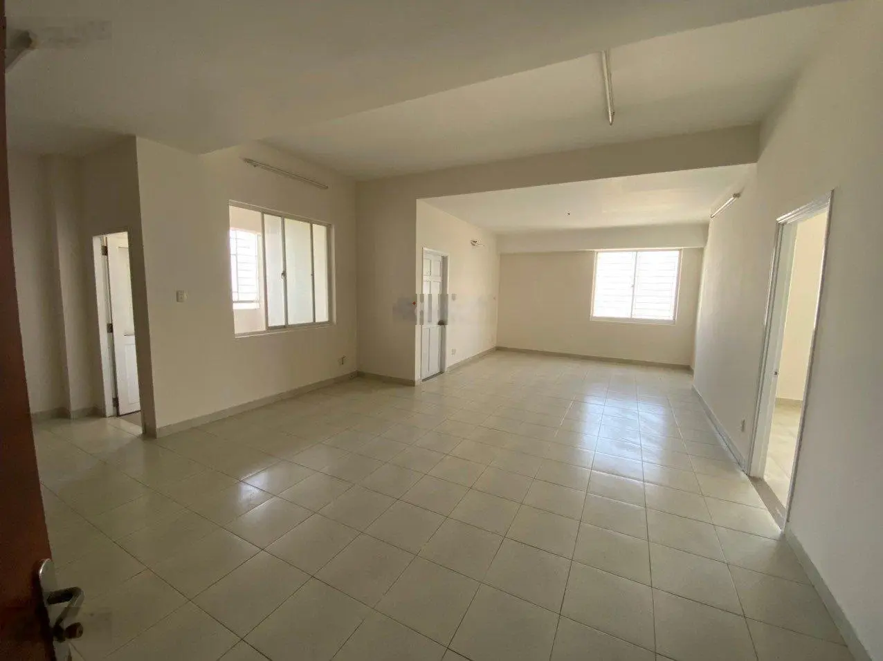 Thu Trúc- Bán căn hộ Phú Mỹ Thuận. DT 95m2, 2PN, ở ngay, thanh toán 1.316 tỷ, không thương lượng