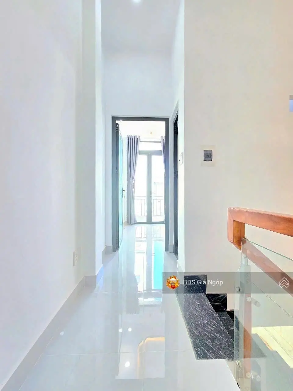 Nhà mới đẹp, ở ngay, hẻm xe tải, 1 trệt 2 lầu.Tăng Nhơn Phú B, Thủ Đức- ĐANG CHO THUÊ 6Tr/th