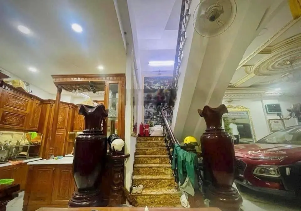 Nhà mặt tiền đường Thích Quảng Đức phường 5 Quận Phú Nhuận gía bán 22 tỷ