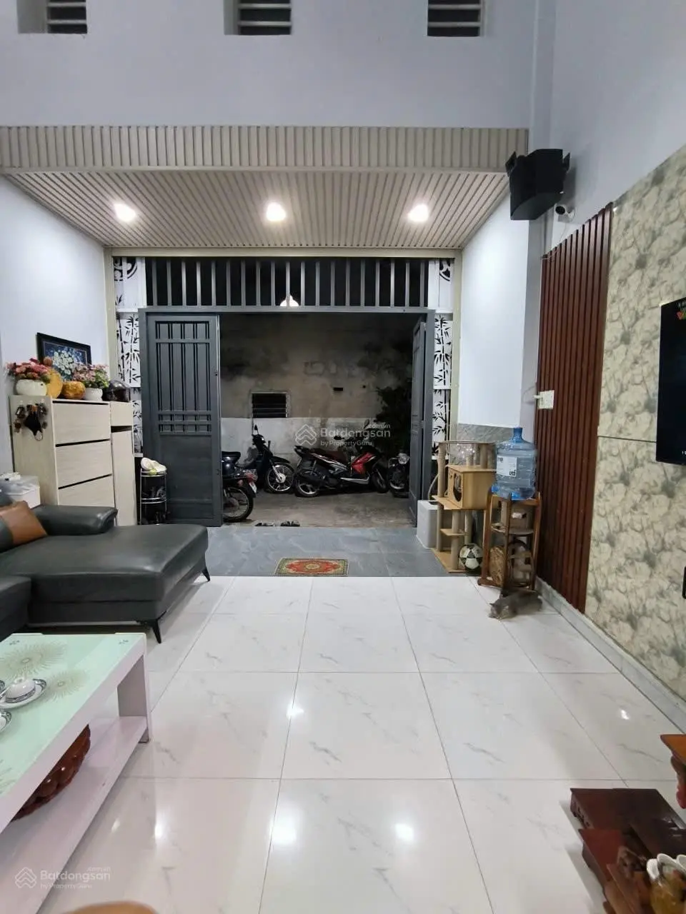 Bán nhà hẻm xe hơi Lê Đức Thọ, P16 DT: 4,3x10m giá 5,3 tỷ