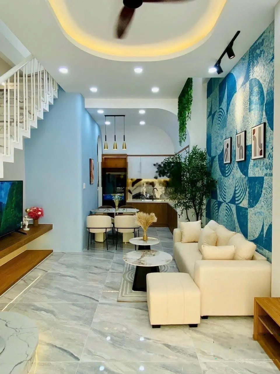 Nhà có sẵn HĐT 14 tr/tháng đường 4m Phan Tây Hồ, PN. DT 54m2 sát trường mầm non Học Viện