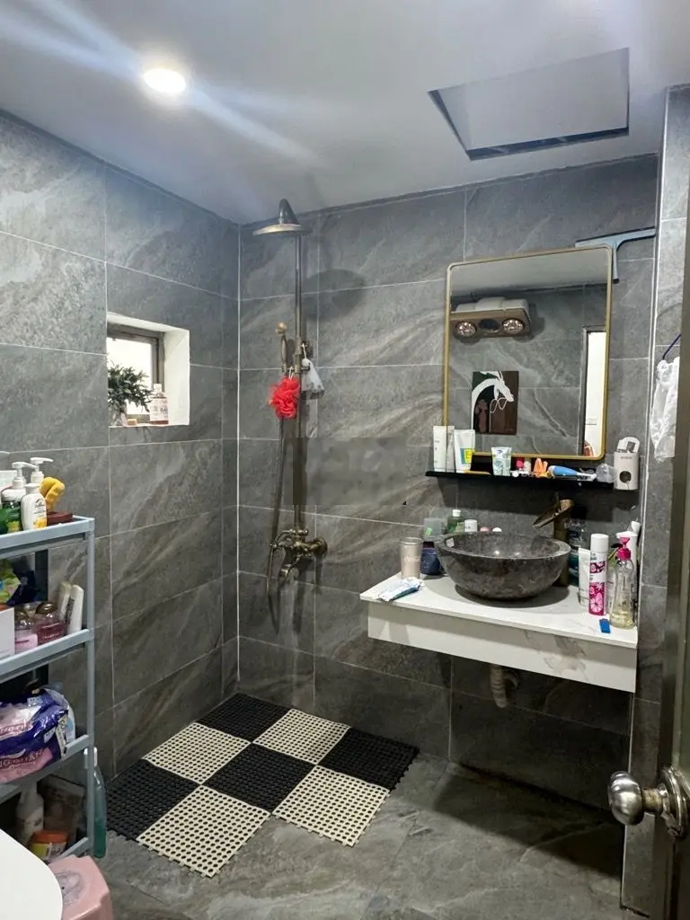 Bán nhà Quận Hai Bà Trưng, ngõ thông, ở hoặc kinh doanh, 36m2, 5T