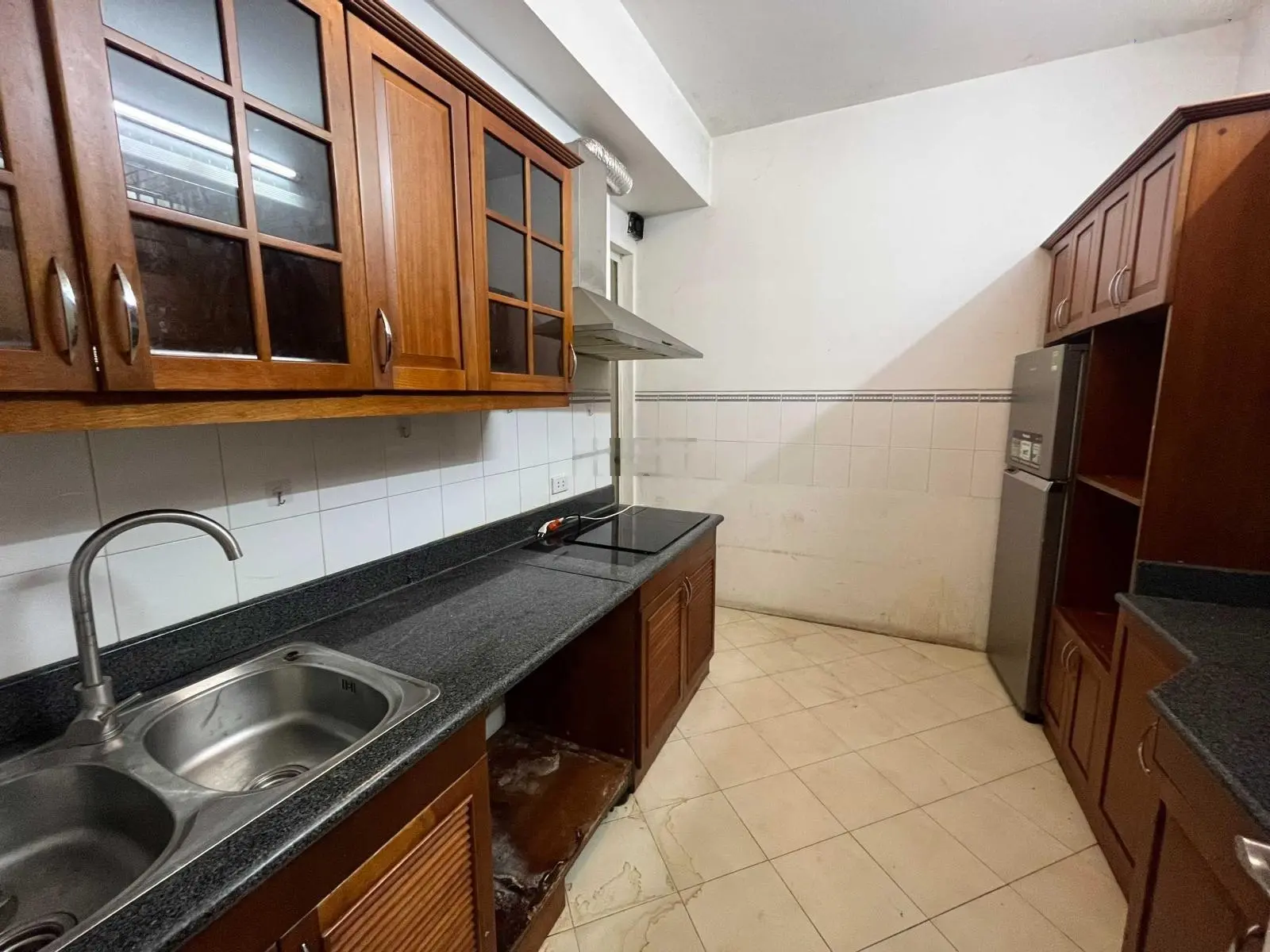 Bán căn hộ tòa nhà E4 Ciputra, Hà Nội